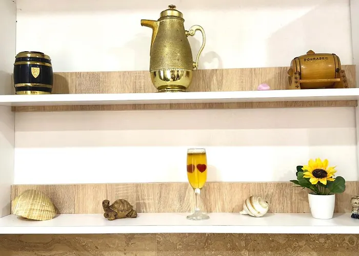 Amelia Comfort * Tiran